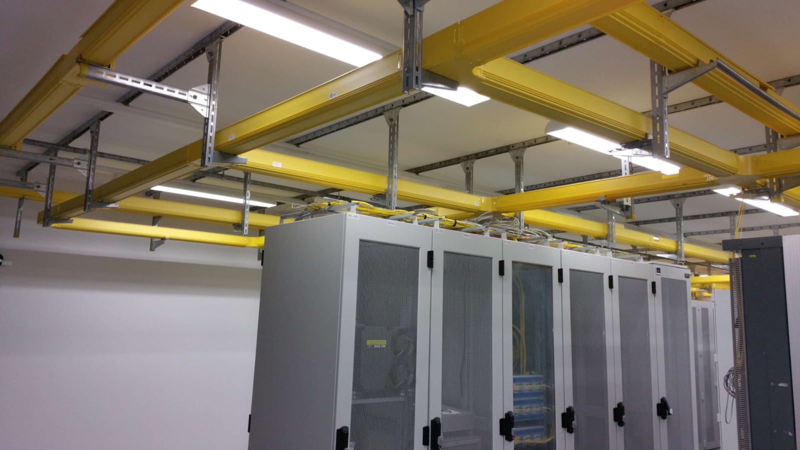Server- und Netzwerkschränke